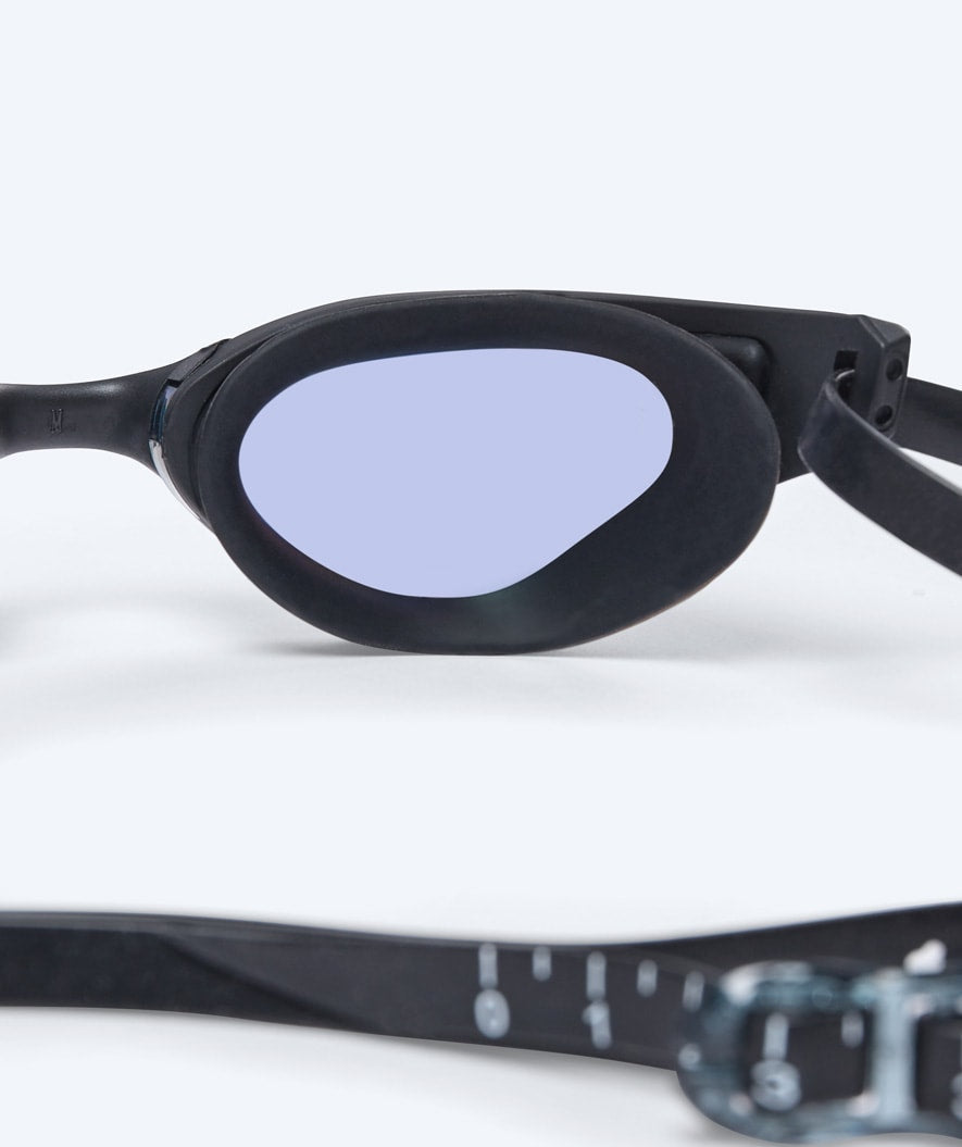 Watery Schwimmbrille - Instinct Ultra Mirror - Schwarz/Gold