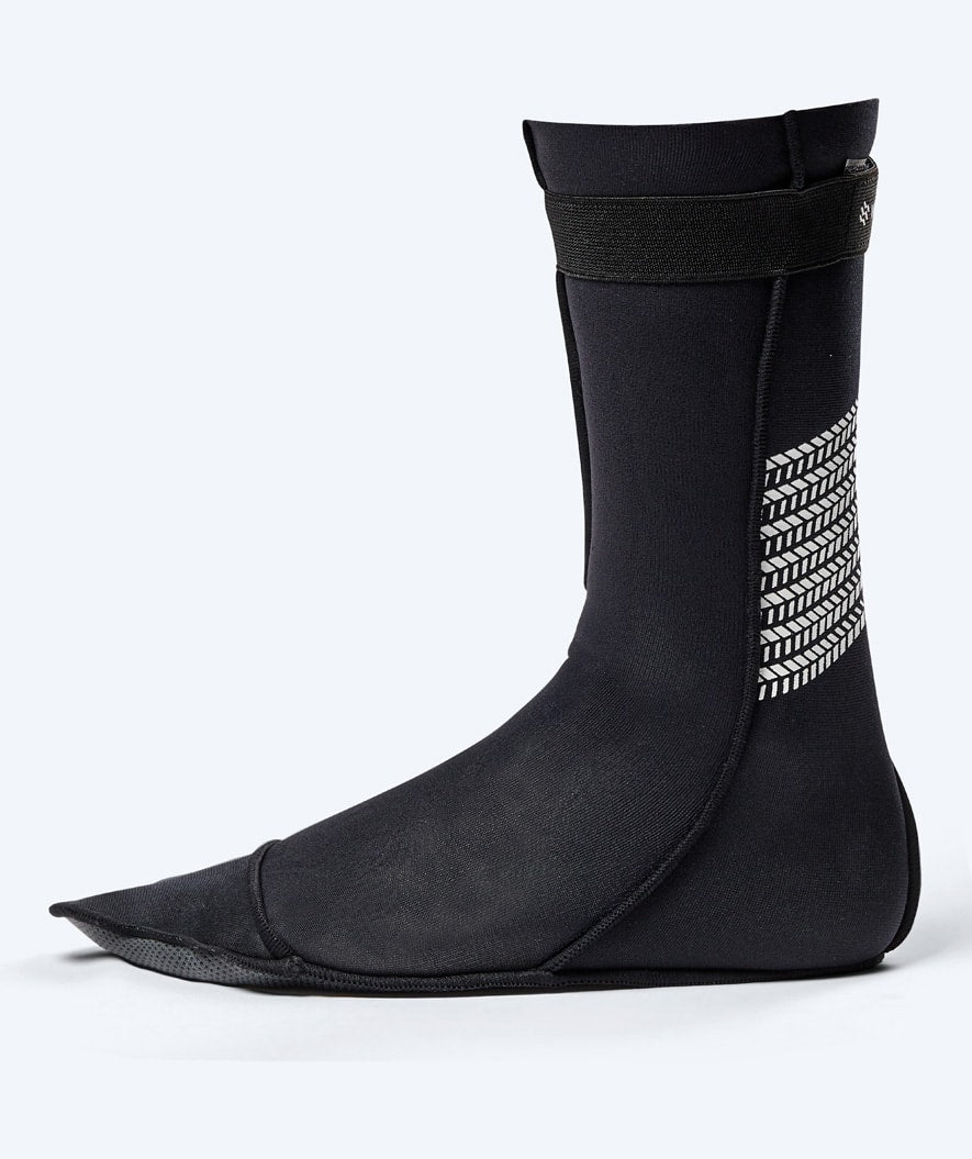 Watery Neoprensocken für Freiwasser - Calder Pro (2mm) - Schwarz