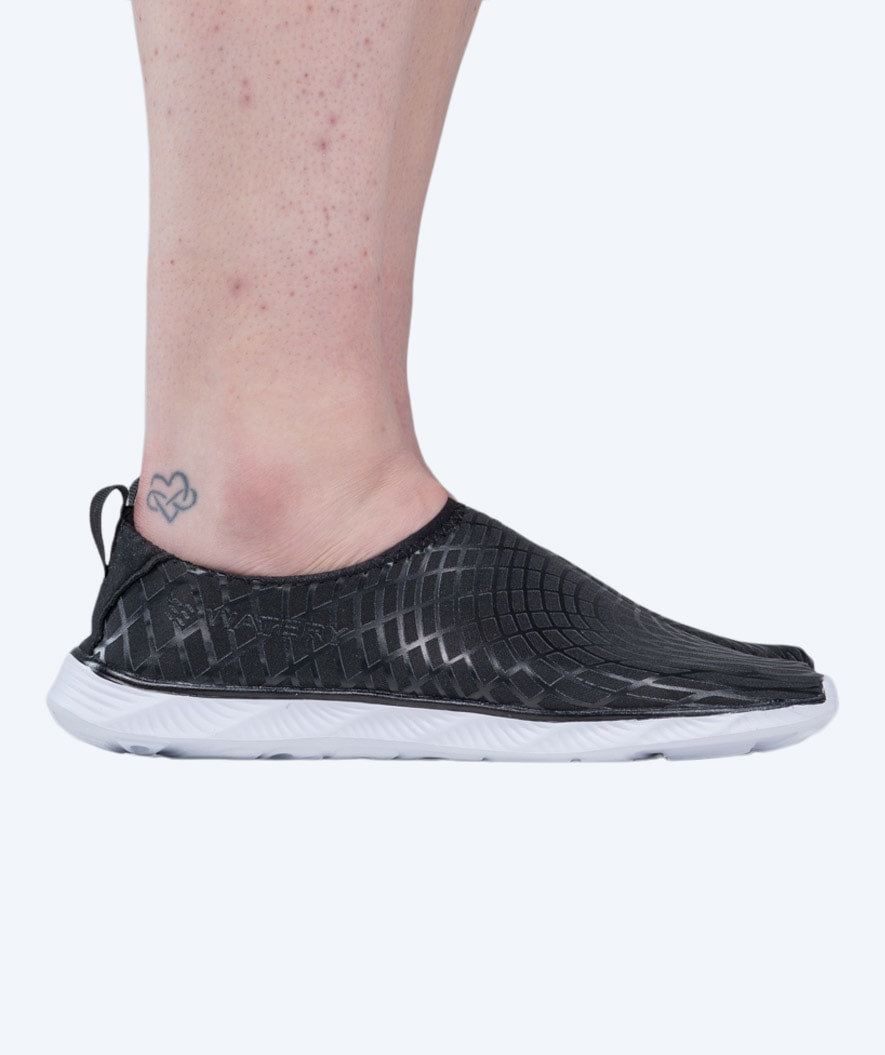 Watery Schwimmschuhe für Erwachsene - Kawaii - Schwarz