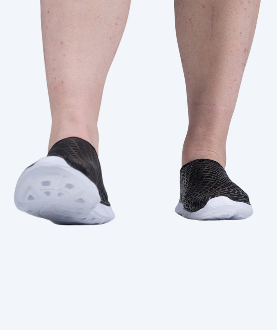 Watery Schwimmschuhe für Erwachsene - Kawaii - Schwarz
