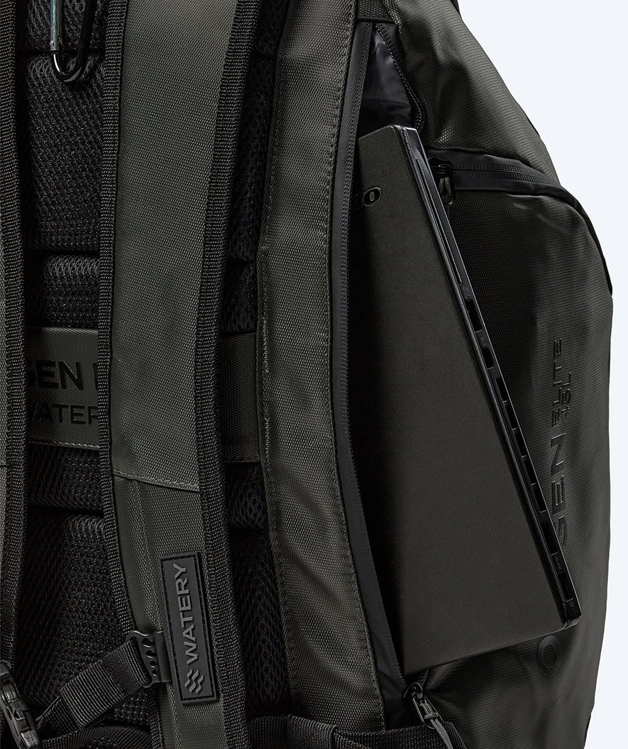 Watery Schwimmrucksack - Oxygen Elite 45L - Dunkelgrün