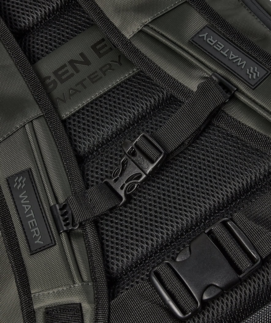 Watery Schwimmrucksack - Oxygen Elite 45L - Dunkelgrün