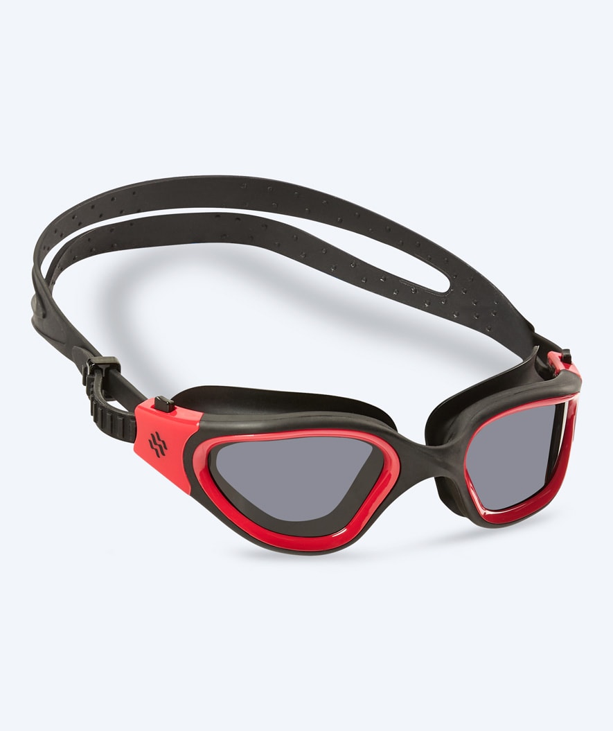 Watery Schwimmbrille für Freizeitschwimmer - Raven Active - Schwarz/Rot 1.0