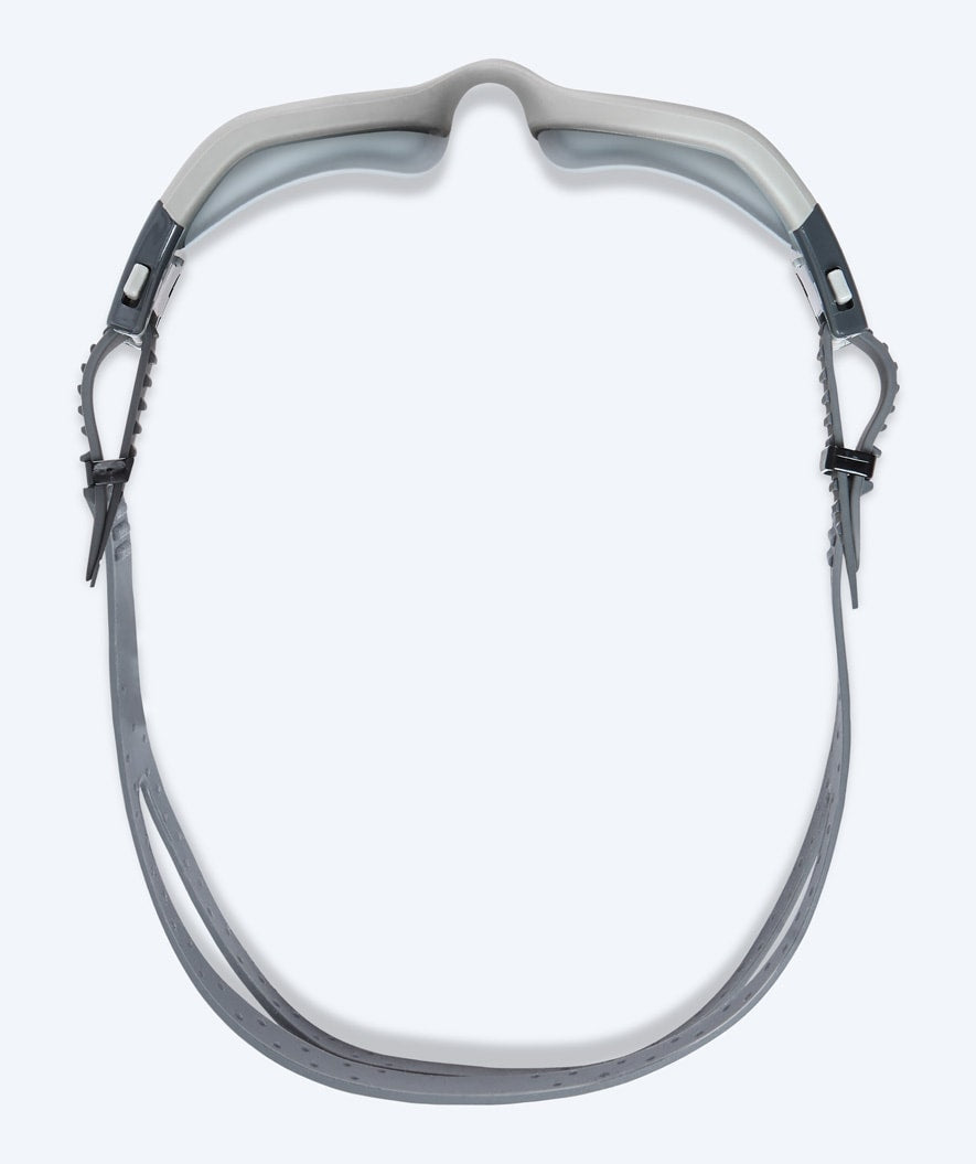 Watery Schwimmbrille für Freizeitschwimmer - Raven Active - Grau (Smoke Scheiben)