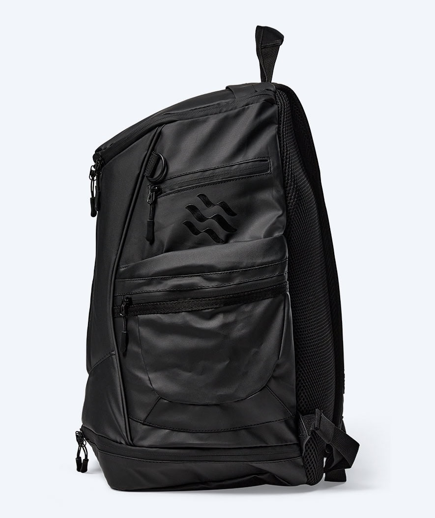 Watery Schwimmrucksack - Roster Club 40L - Schwarz