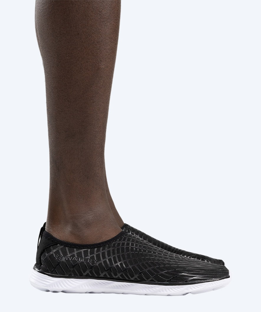 Watery Schwimmschuhe für Erwachsene - Kawaii - Schwarz